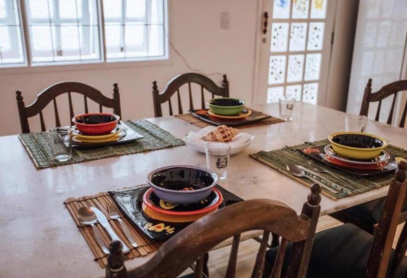 تختخواب و صبحانه Maruja