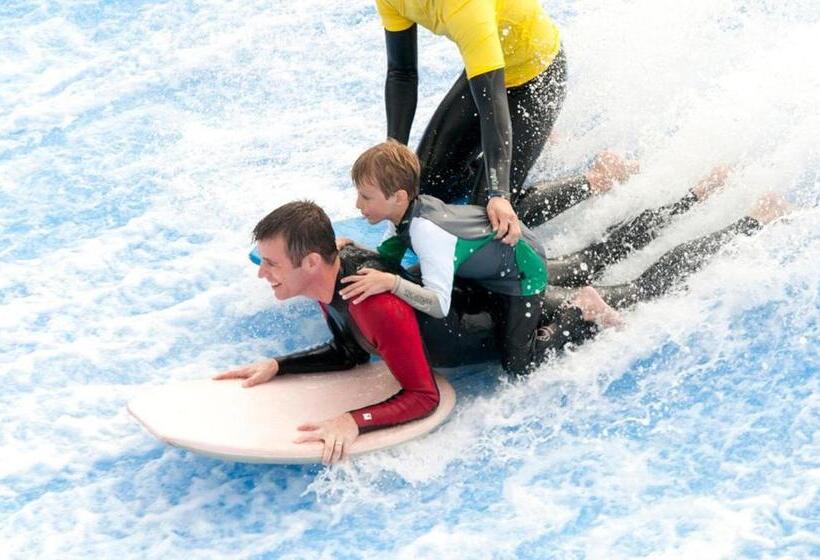 Hot Tub Lodge At Retallack Resort With 2