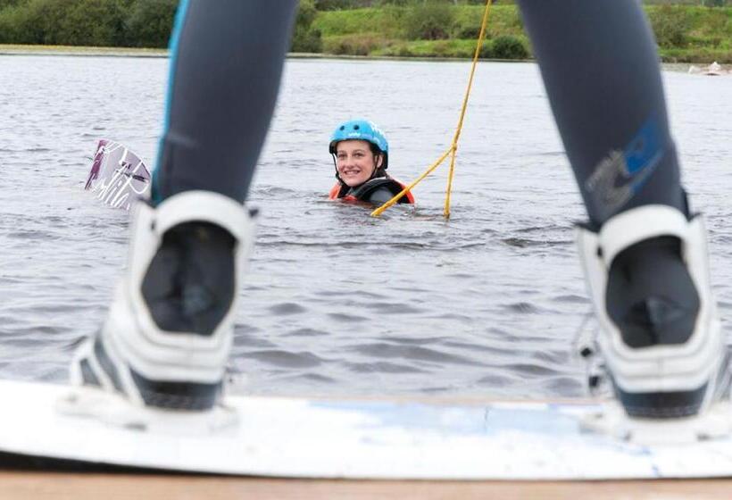 Hot Tub Lodge At Retallack Resort With 2