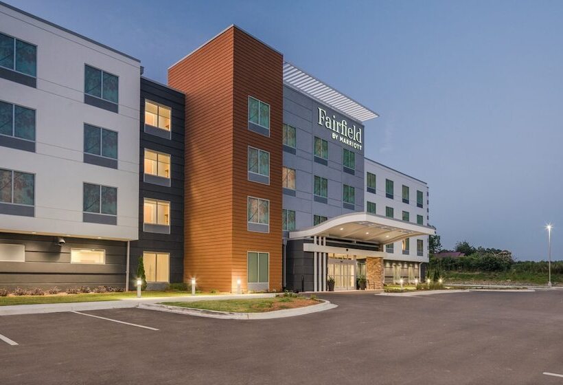 Отель Fairfield By Marriott Inn & Suites Albertville