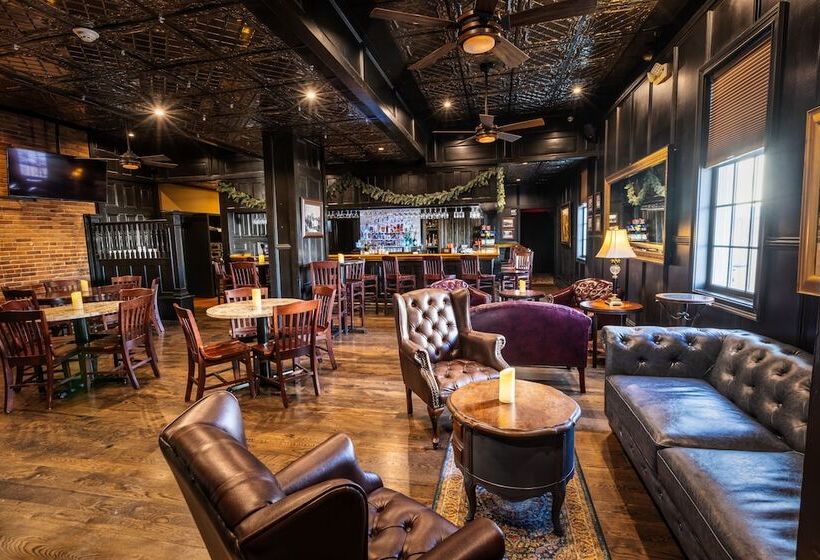 فندق Inn At Elijah Mclean S