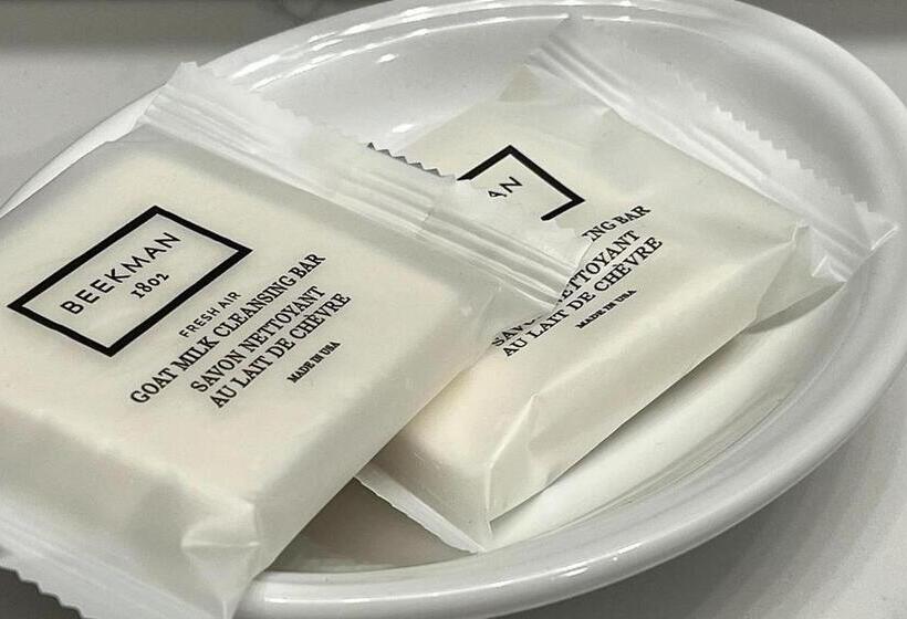 فندق Inn At Elijah Mclean S