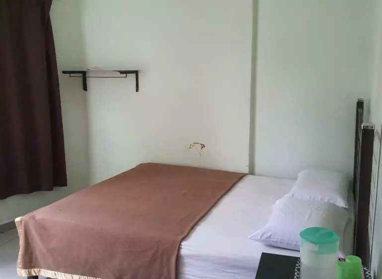 Hotelli Oyo 90433 Cido