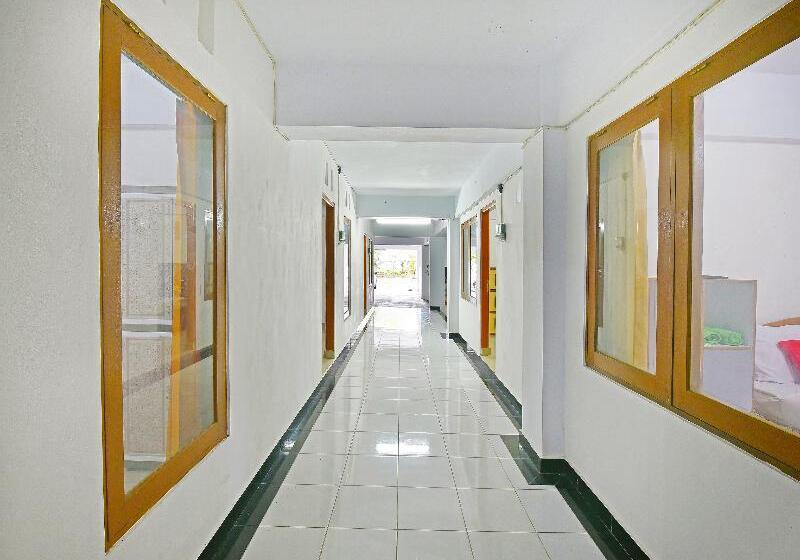 Hotel Oyo 90967 Soka Asri Guest House