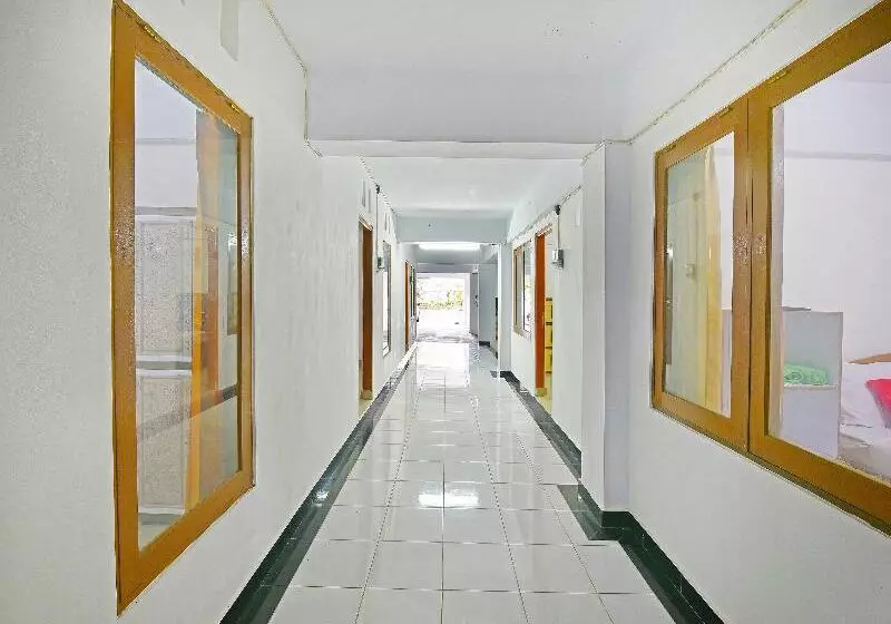 ホテル Oyo 90967 Soka Asri Guest House