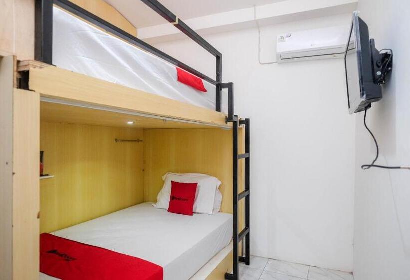 Hotell Reddoorz Hostel Near Lawang Sewu Semarang