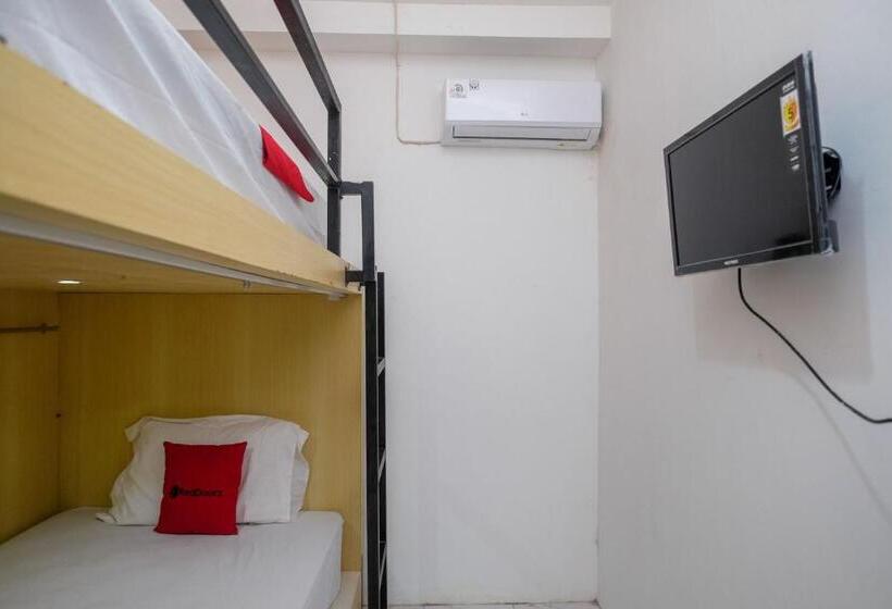 Hotell Reddoorz Hostel Near Lawang Sewu Semarang