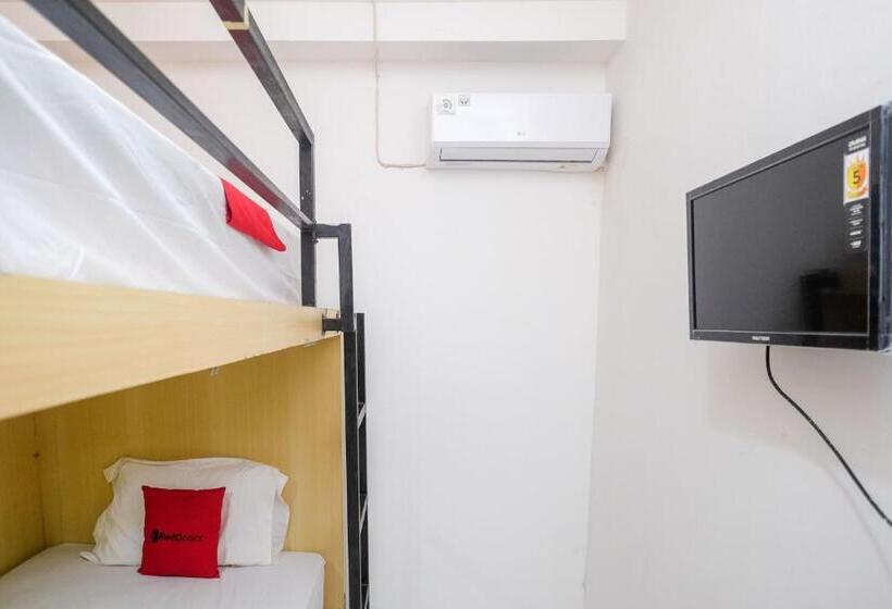 Hotell Reddoorz Hostel Near Lawang Sewu Semarang