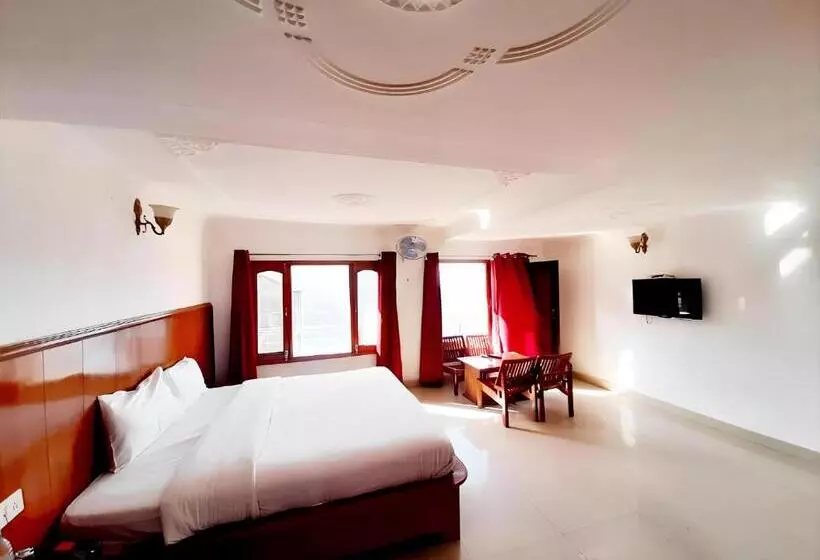 Hotelli Surya Regency Premium 3 Km Before Mall Road Kasauli