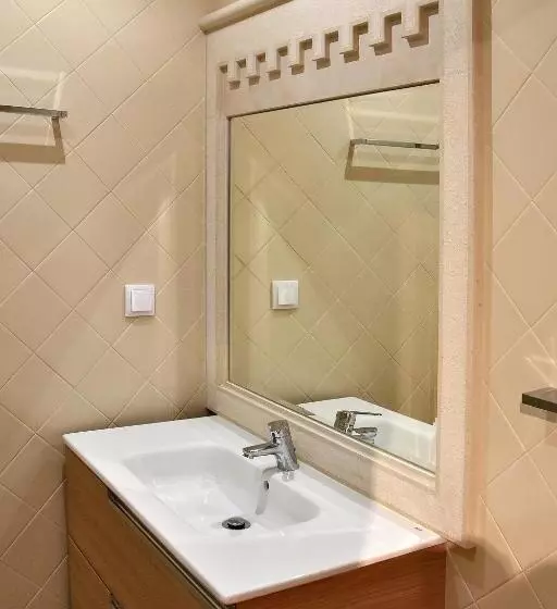 Majatalo Family House Cup