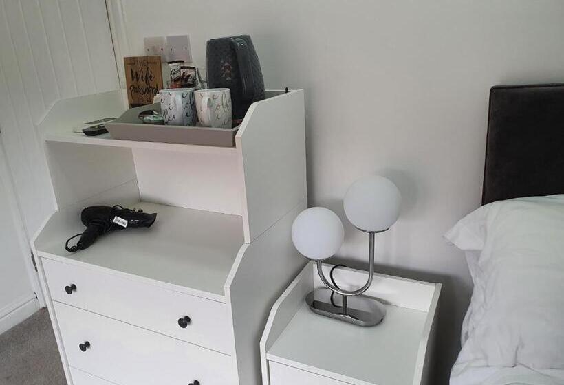 Ostello The Wheatsheaf Inn