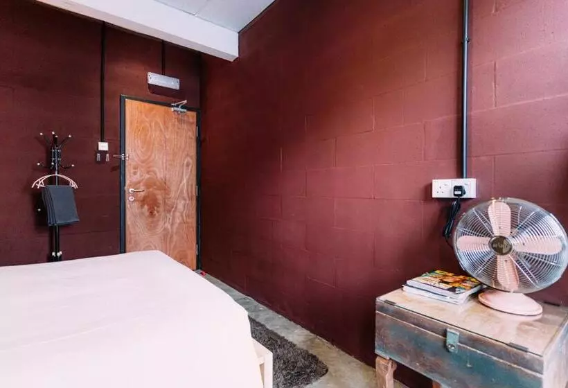 ユースホステル Walkup To Siar  Children Not Allowed