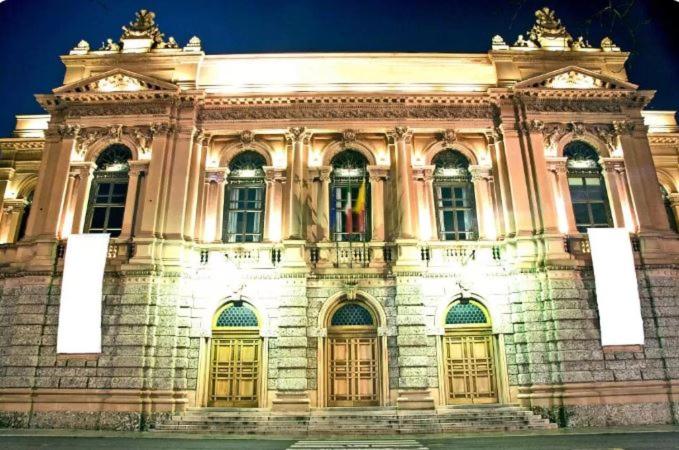 تختخواب و صبحانه Bergamoincity