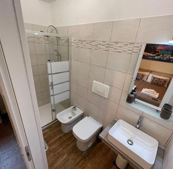 تختخواب و صبحانه Bergamoincity