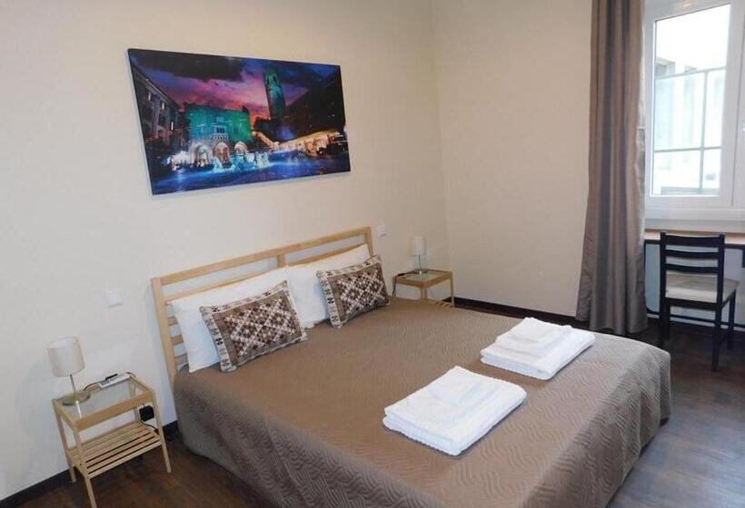 تختخواب و صبحانه Bergamoincity