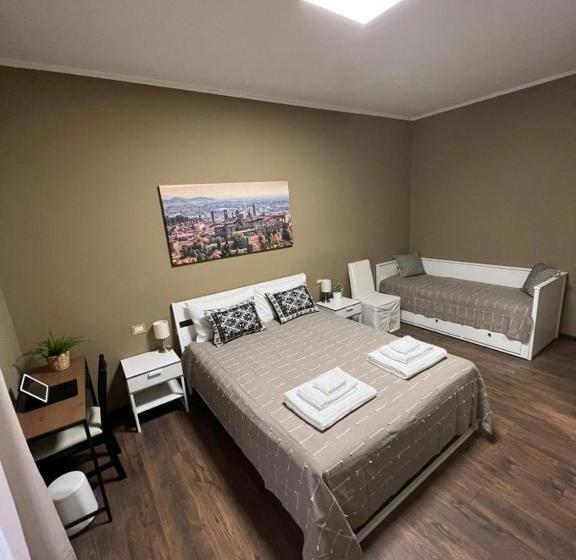 تختخواب و صبحانه Bergamoincity