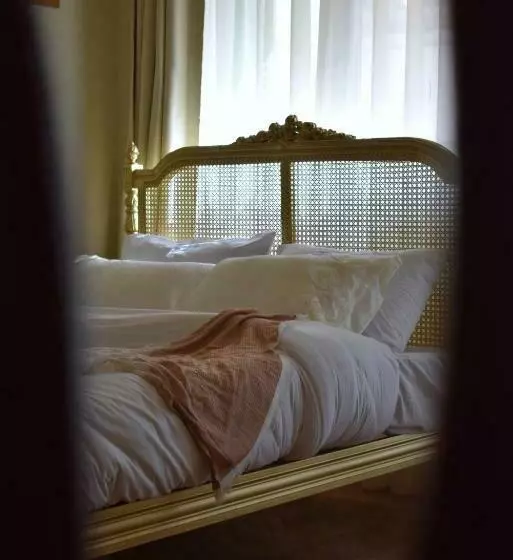 El Otel