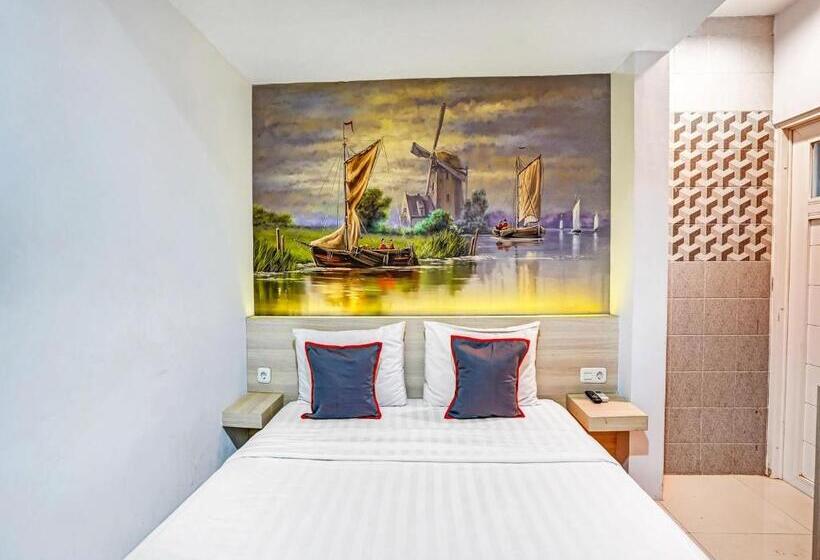 בית מלון כפרי Capital O 90888 Bintang Diponggo Residence