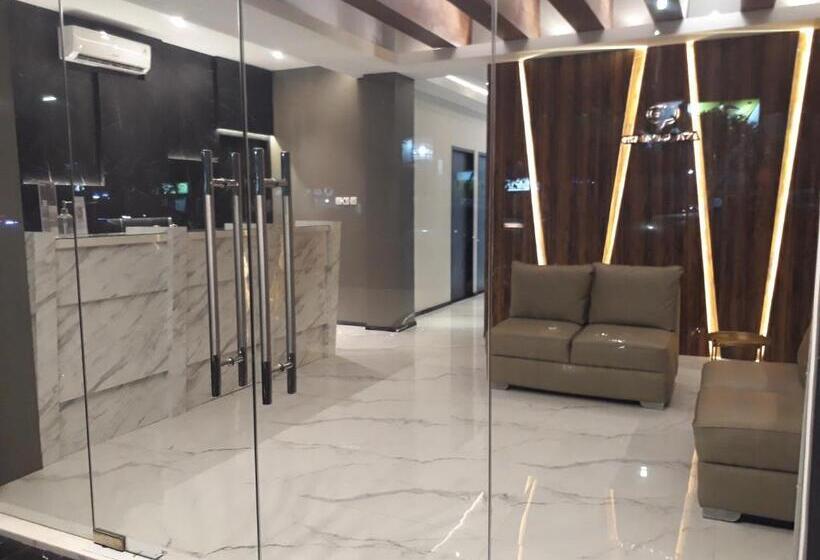 فندق Grand Plaza Boutique