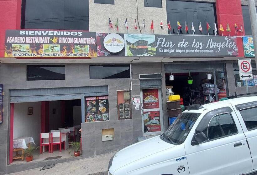 호텔 Hostal Flor De Los ángeles Guamote