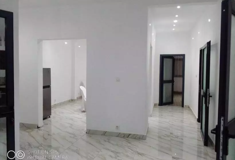 هتل Le Majestic Toamasina