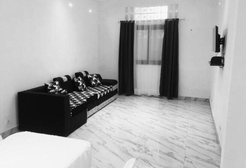 هتل Le Majestic Toamasina