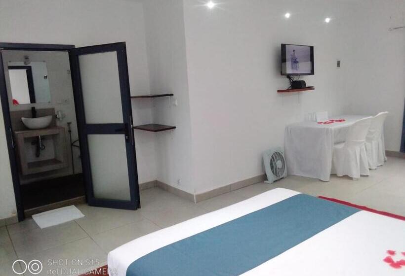 هتل Le Majestic Toamasina