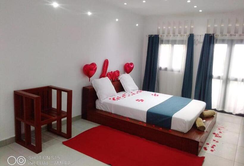 هتل Le Majestic Toamasina