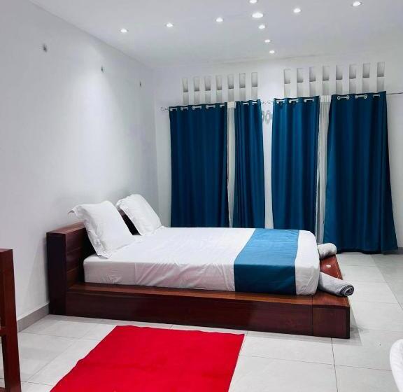 هتل Le Majestic Toamasina