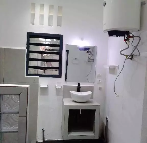 هتل Le Majestic Toamasina