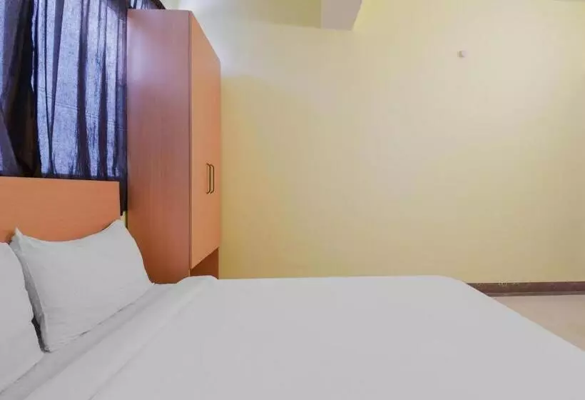 ホテル Oyo 86458 Maya Palace