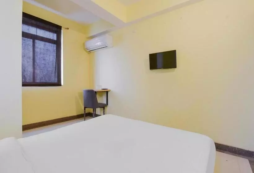 ホテル Oyo 86458 Maya Palace