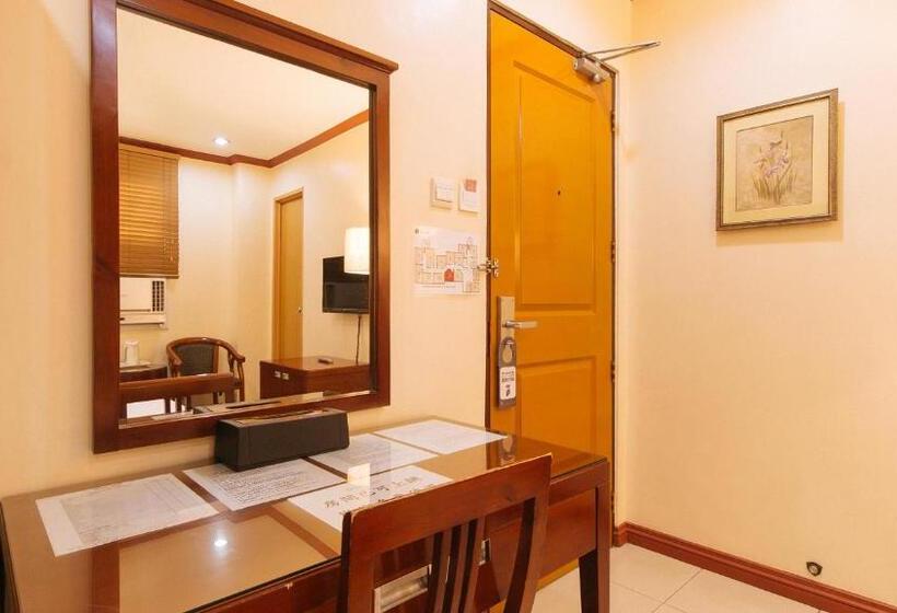 Peace Hotel By Reddoorz