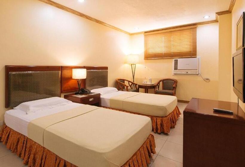 Peace Hotel By Reddoorz