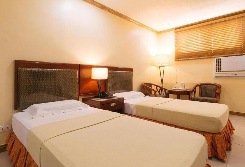 Peace Hotel By Reddoorz