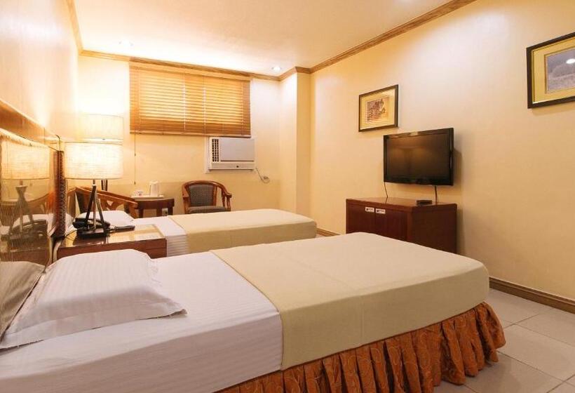 Peace Hotel By Reddoorz