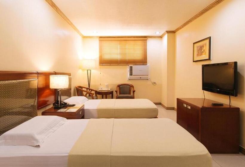 Peace Hotel By Reddoorz