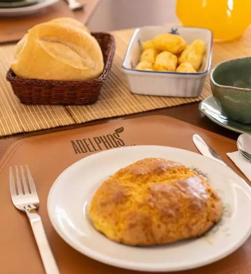 ホテル Pousada Mirante Dos Adelphos