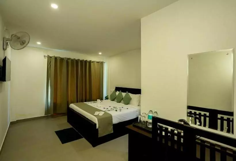ホテル Satra Wayanad