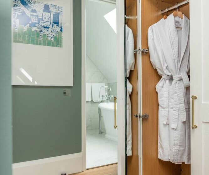 The Observatory Hotel Christchurch