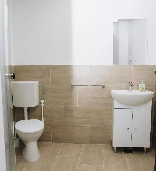 پانسیون Casa Dintre Brazi Hunedoara