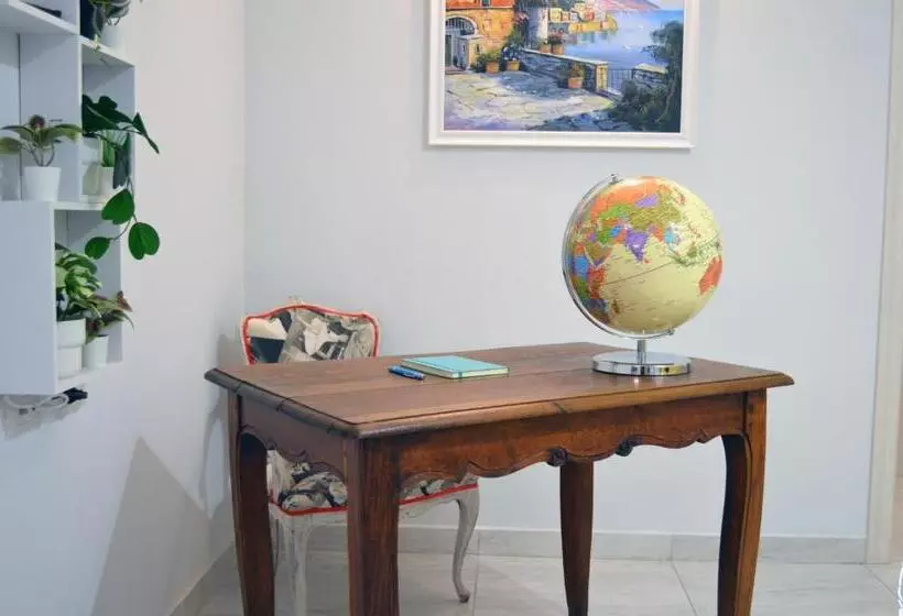 Majatalo Midway House Italy