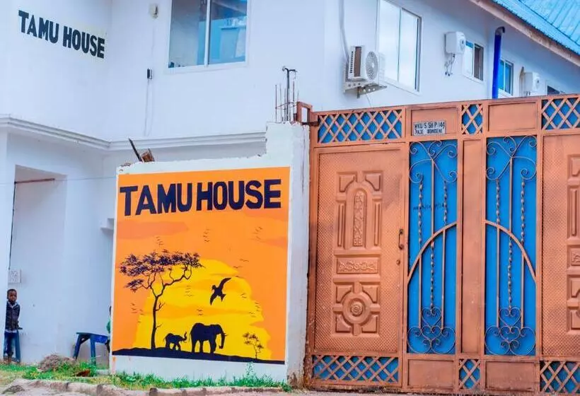 ペンション Tamu House Pajé Beach