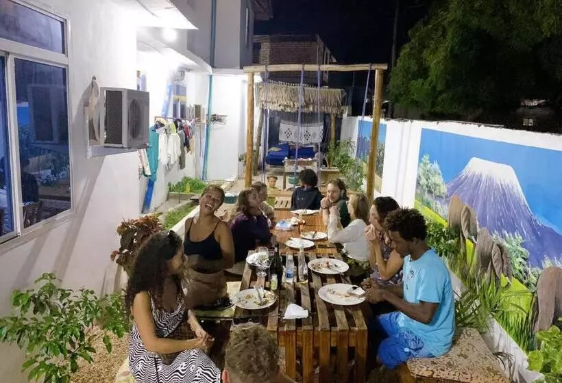 ペンション Tamu House Pajé Beach