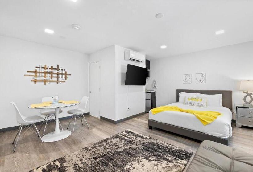 הוסטל Sunset Inn South Miami