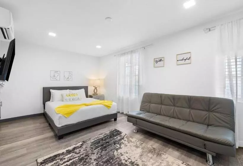 Retkeilymaja Sunset Inn South Miami