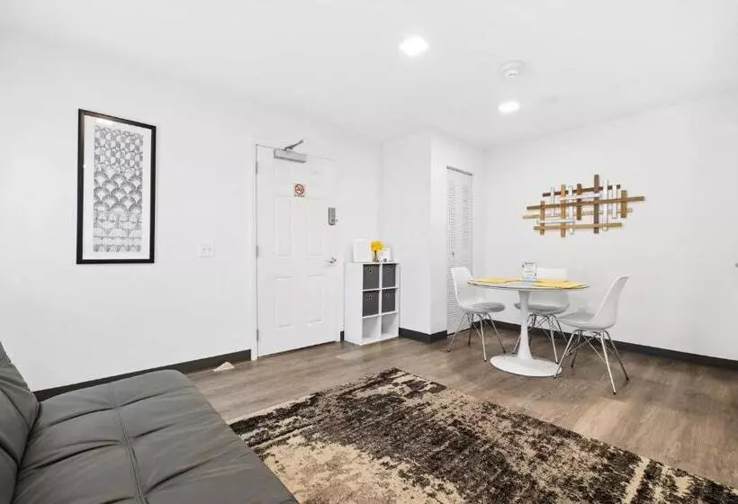 Retkeilymaja Sunset Inn South Miami