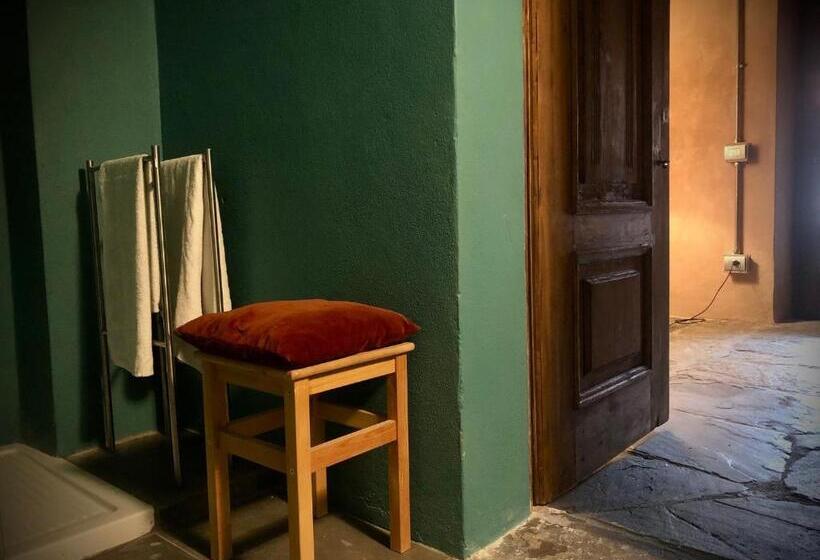 تختخواب و صبحانه Le Macine Del Perino