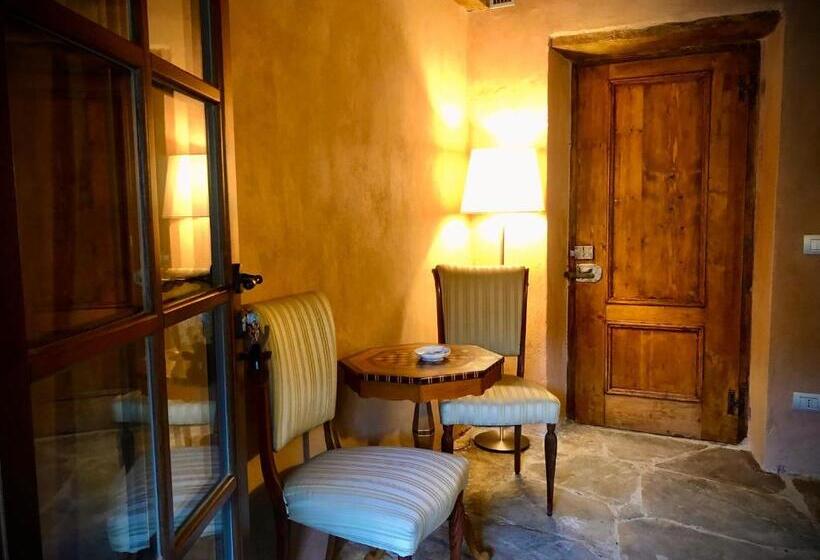 تختخواب و صبحانه Le Macine Del Perino