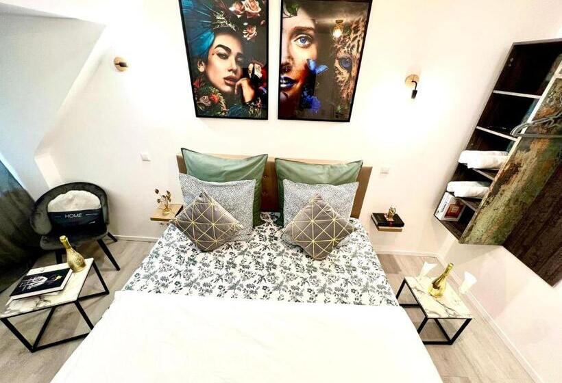 Bed and Breakfast Living Solution 24 Karlsruhe